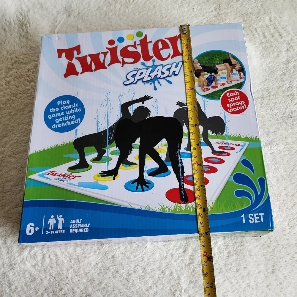 New summer Hasbro Twister Splash Game, age 6+